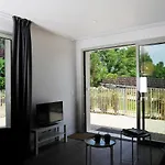 Le Clos Des Thermes De Aparthotel Jonzac