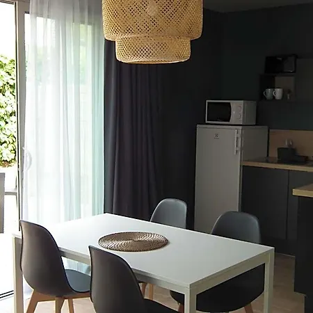 Aparthotel Le Clos Des Thermes De Jonzac