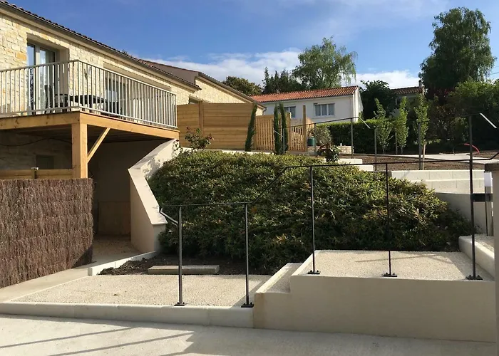 Le Clos Des Thermes De 아파트호텔 4*